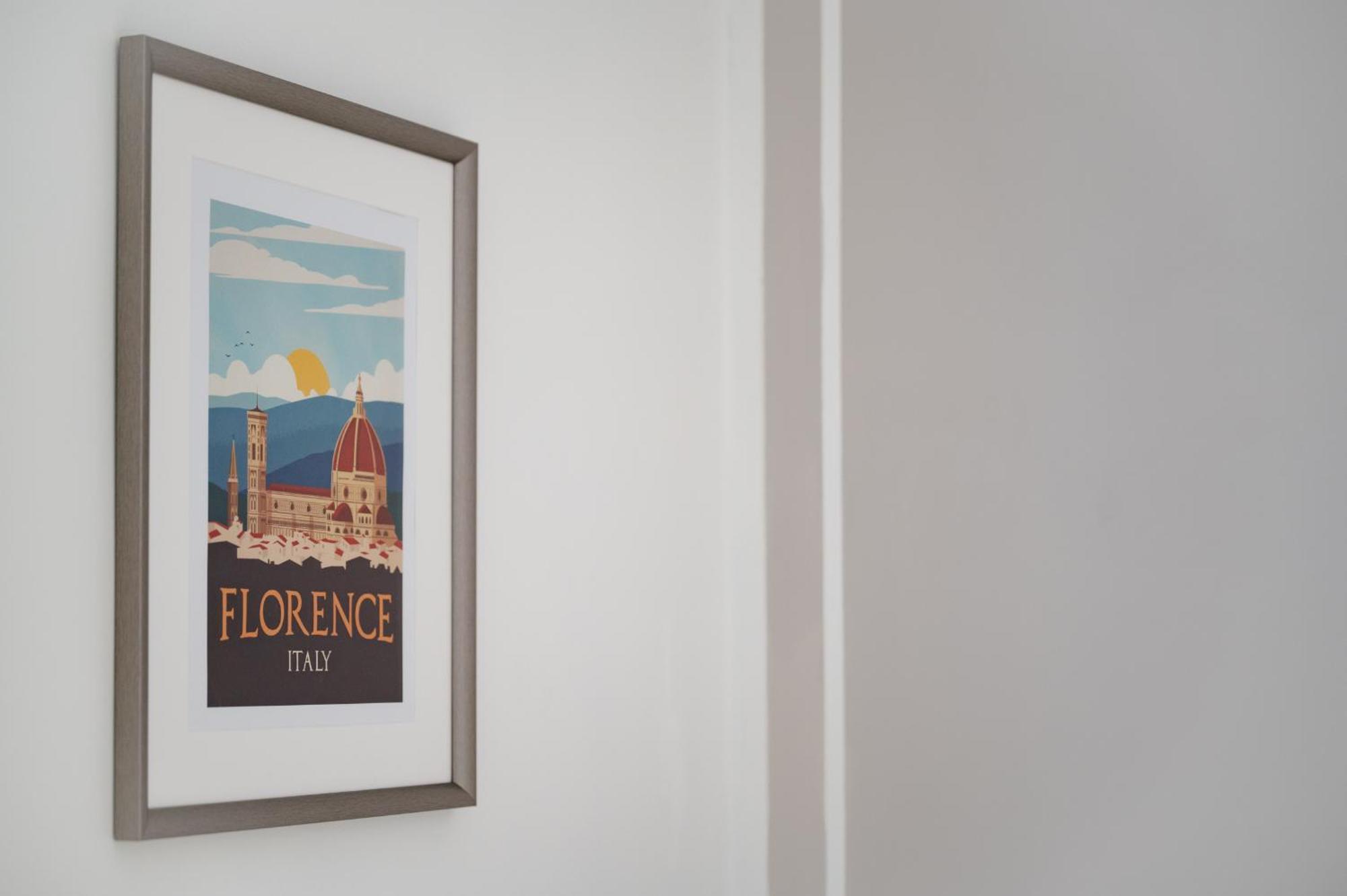 Via Ponte Alle Mosse, 19 - Florence Charming Apartments - A Chic, Newly Renovated Apartment Near Tram Leopolda, A Few Min From Downtown Luaran gambar