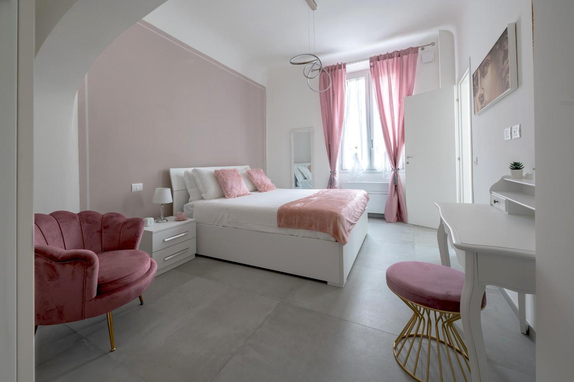 Via Ponte Alle Mosse, 19 - Florence Charming Apartments - A Chic, Newly Renovated Apartment Near Tram Leopolda, A Few Min From Downtown Luaran gambar