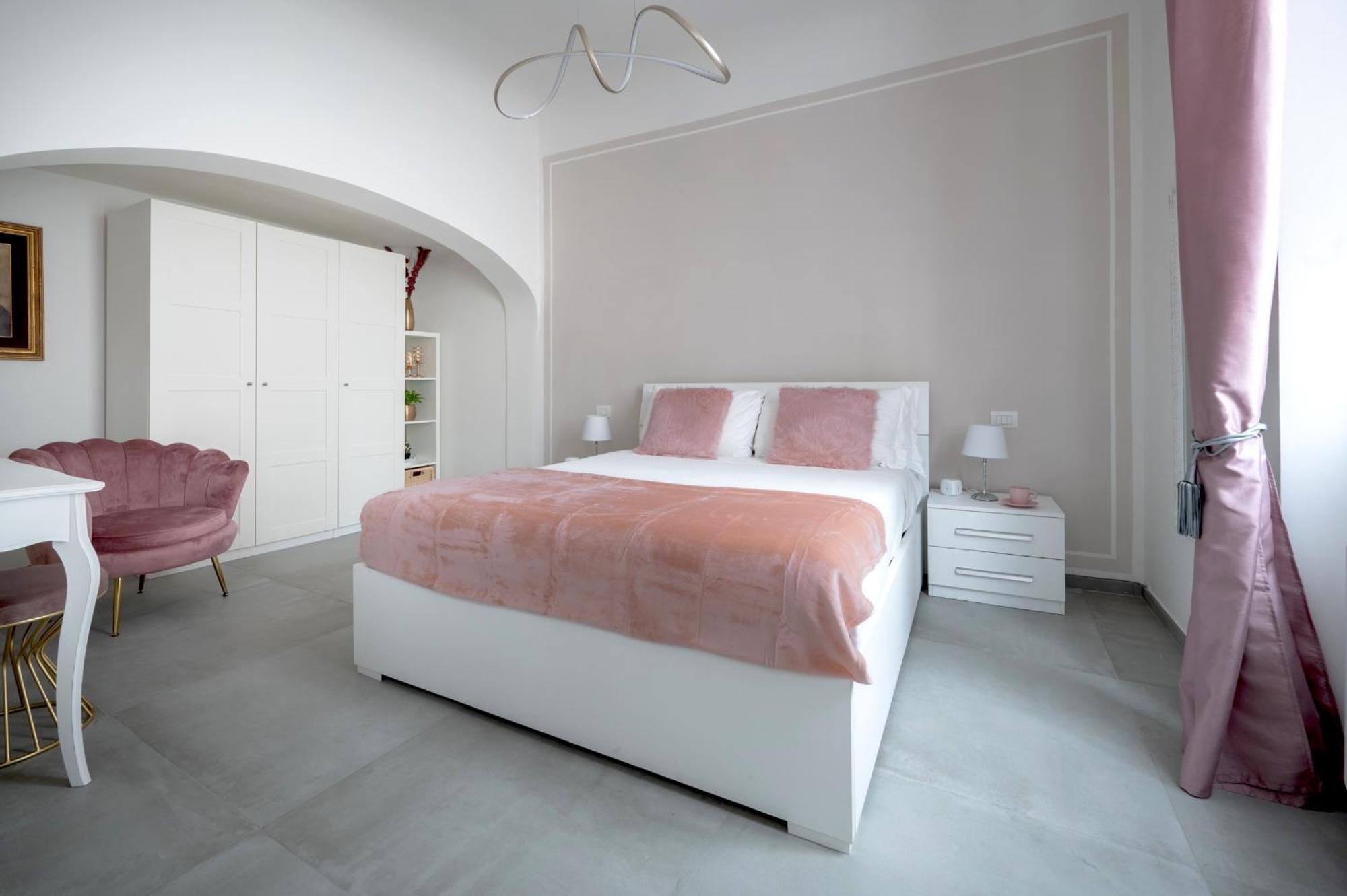 Via Ponte Alle Mosse, 19 - Florence Charming Apartments - A Chic, Newly Renovated Apartment Near Tram Leopolda, A Few Min From Downtown Luaran gambar