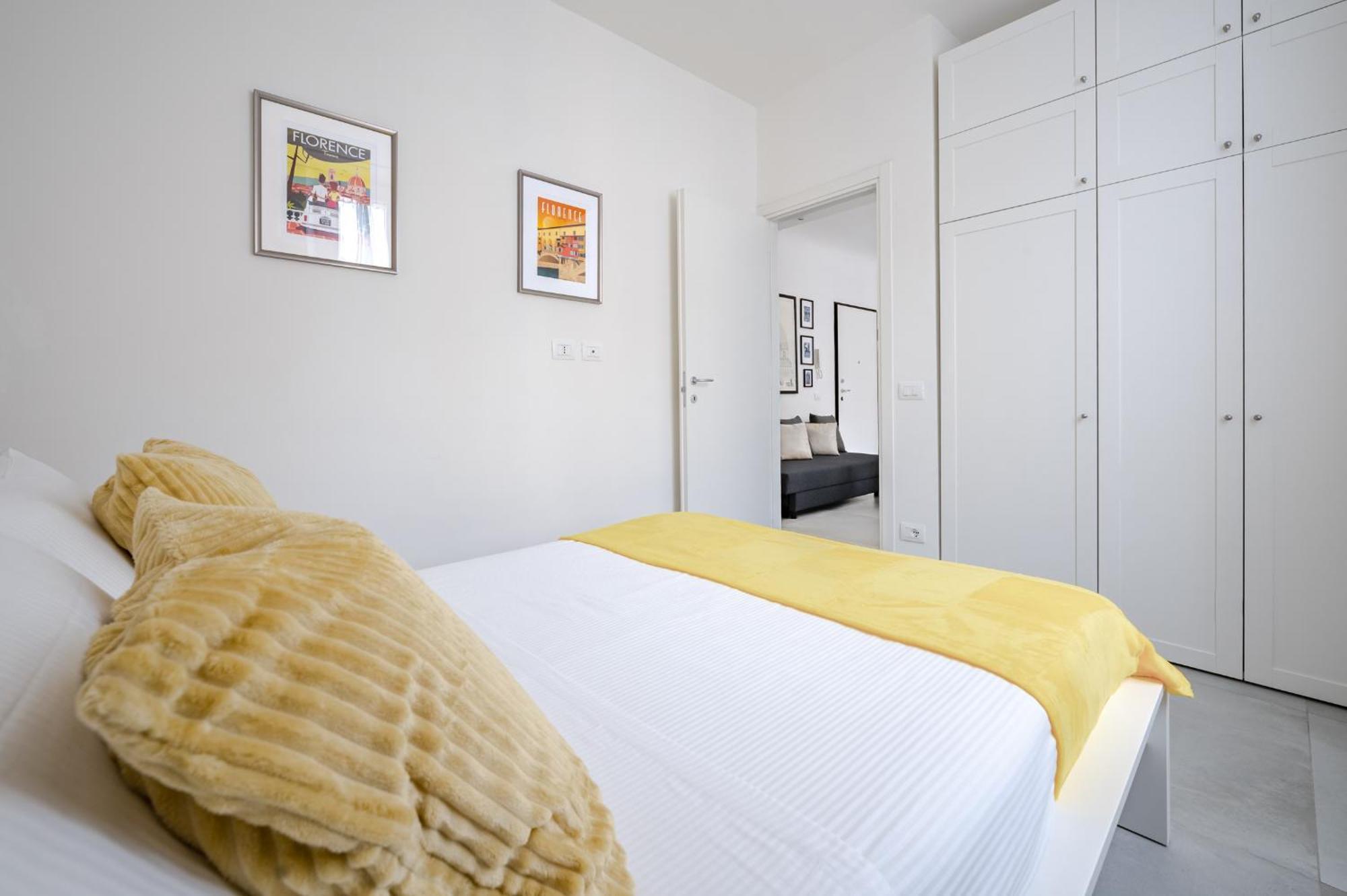 Via Ponte Alle Mosse, 19 - Florence Charming Apartments - A Chic, Newly Renovated Apartment Near Tram Leopolda, A Few Min From Downtown Luaran gambar
